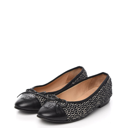 Chanel Tweed Cap Toe Ballerina Flats 35 Black White 3 of 10