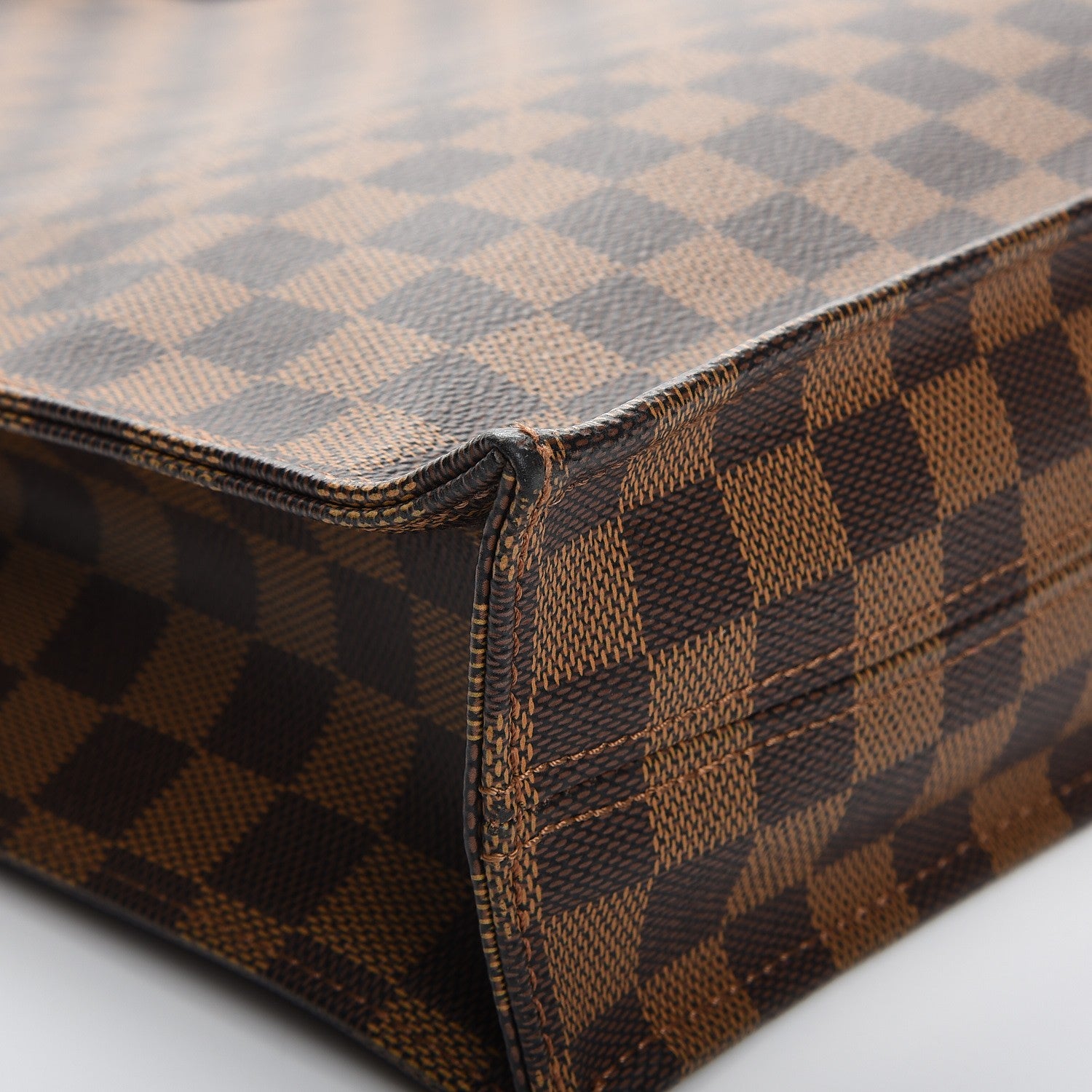Louis Vuitton Damier Ebene Sac Plat 8 of 11