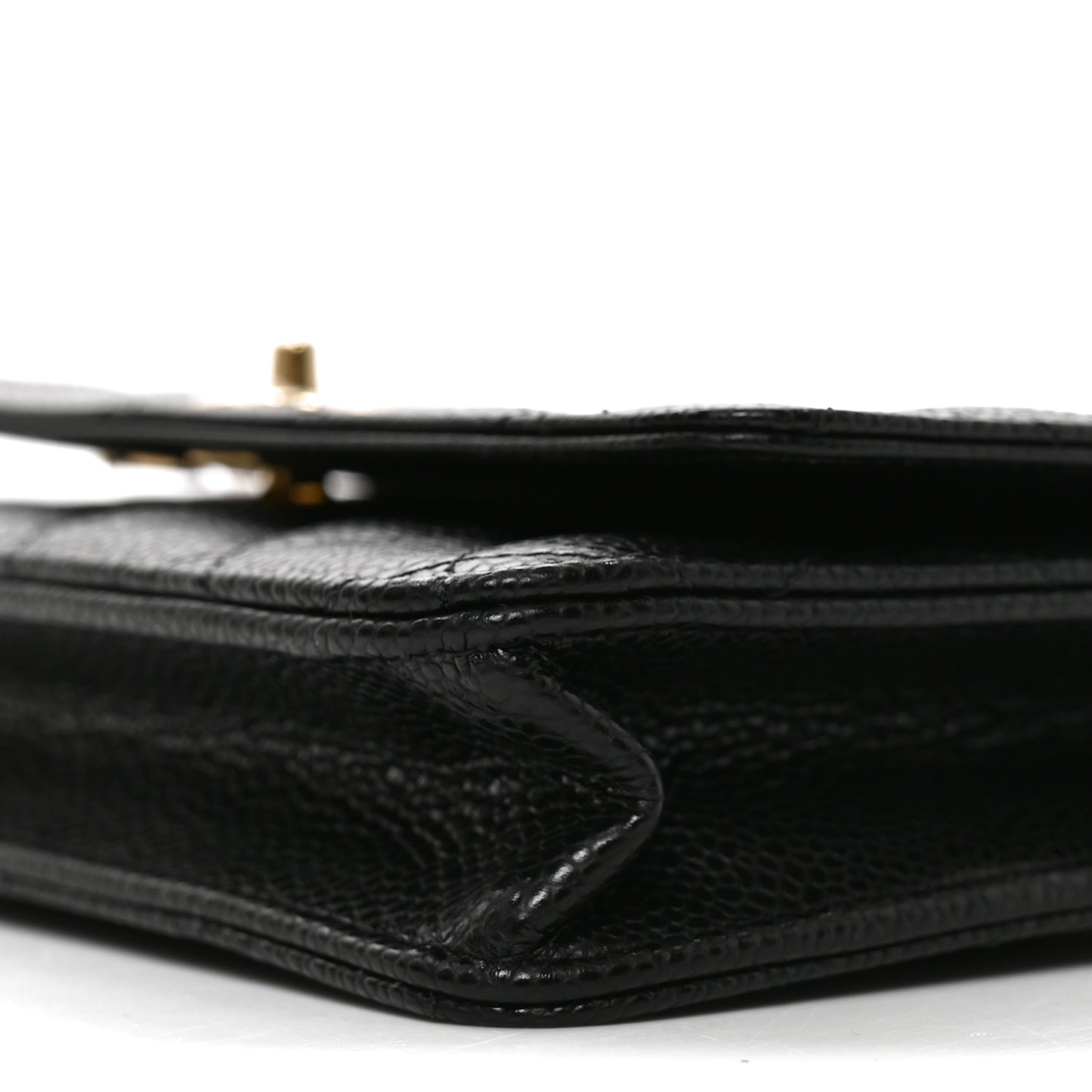 Caviar Quilted CC Turnlock Wallet On Chain WOC Black