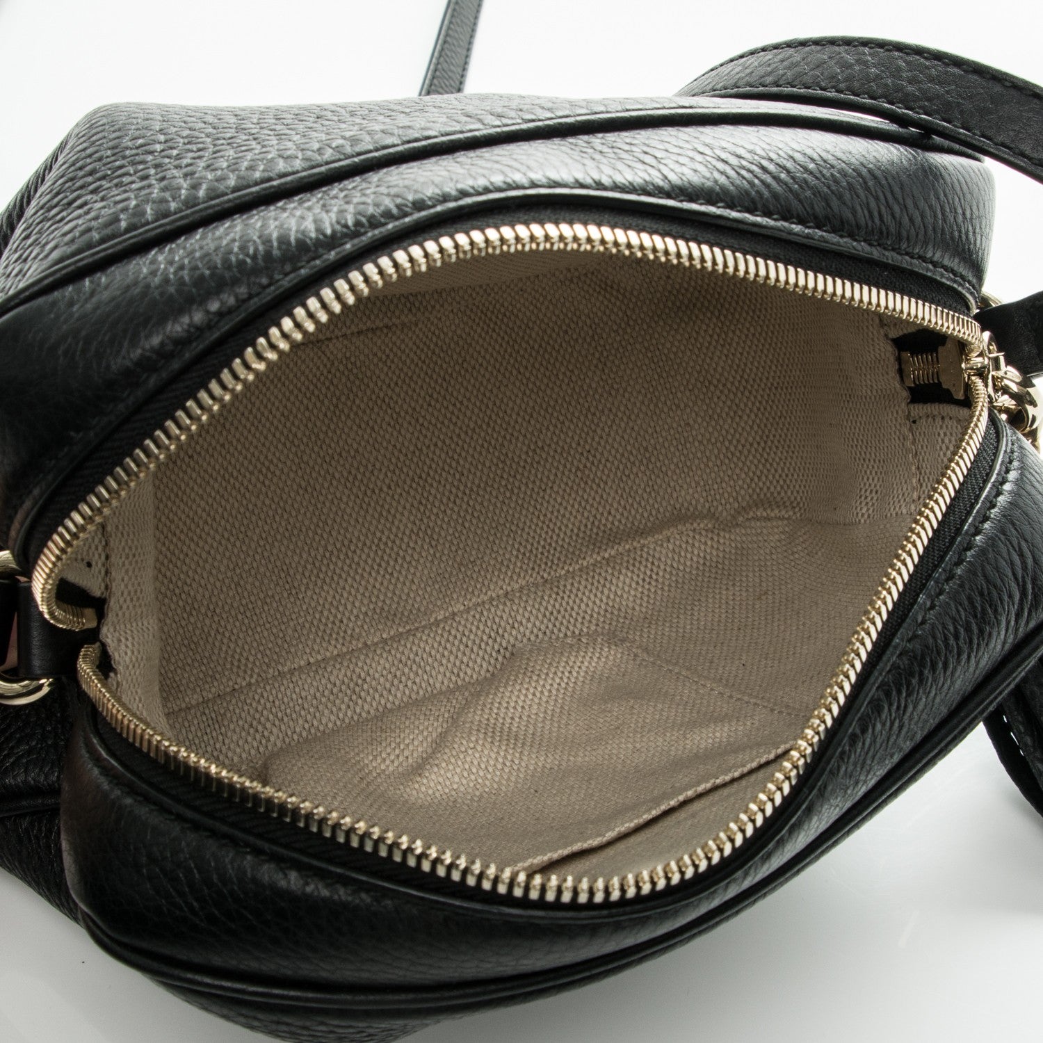 Gucci Pebbled Calfskin Small Soho Disco Bag Black 11 of 13