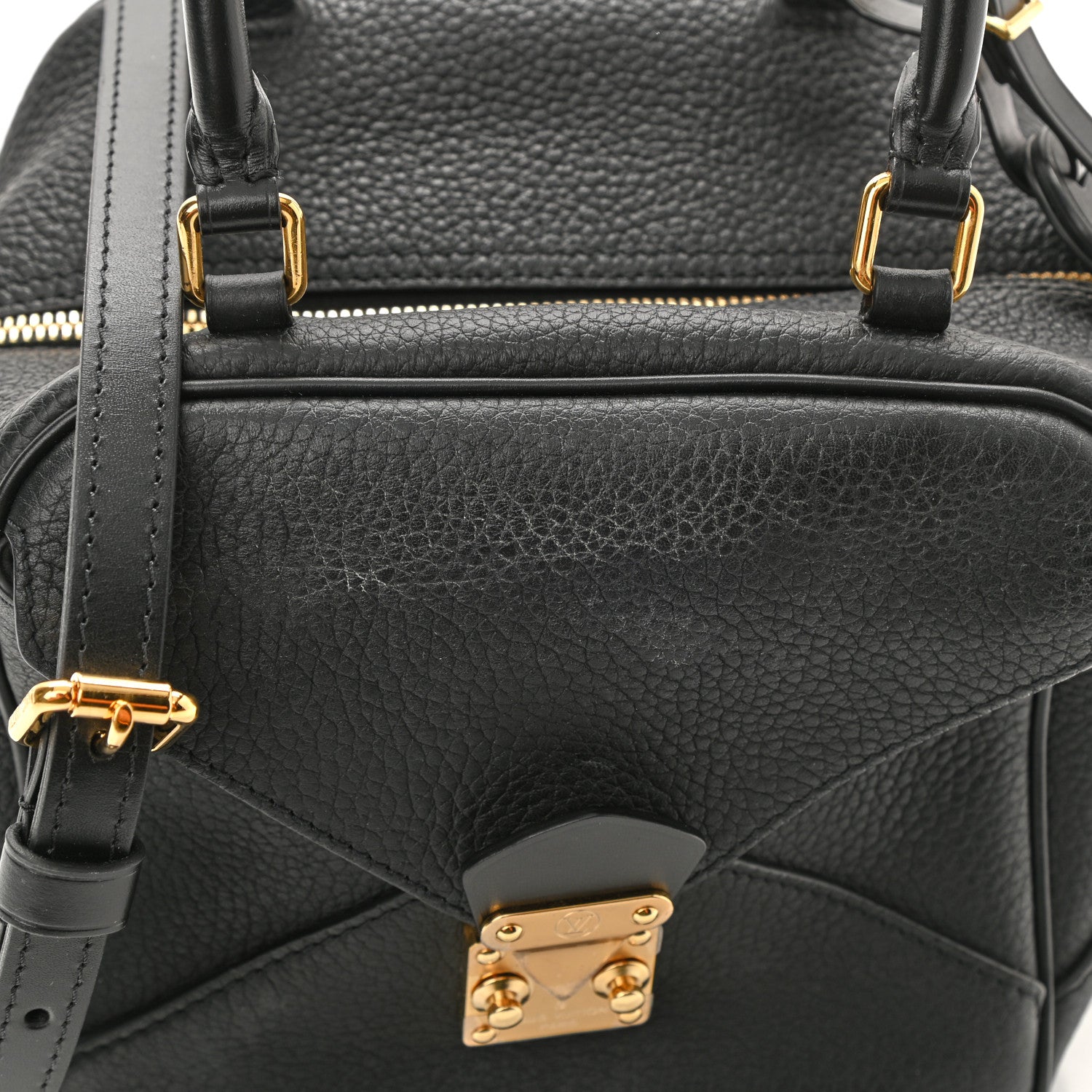 Louis Vuitton Taurillon Neo Square Bag Black 7 of 7