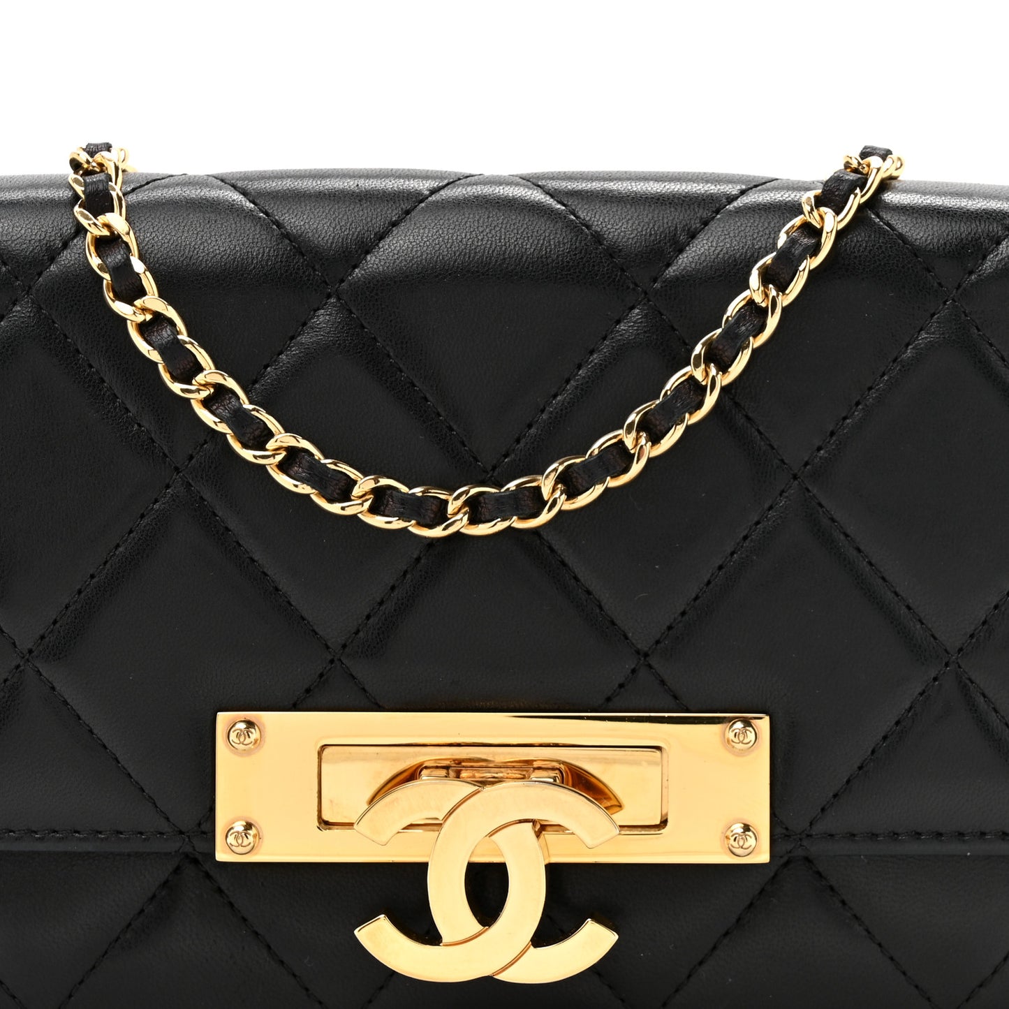 Lambskin Quilted Golden Class Wallet on Chain WOC Black