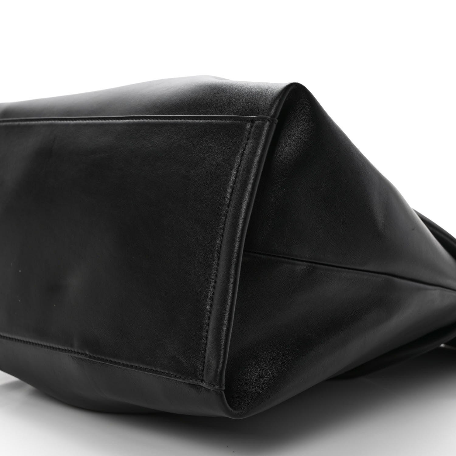 Chloe Calfskin Judy East West Tote Black 8 of 8