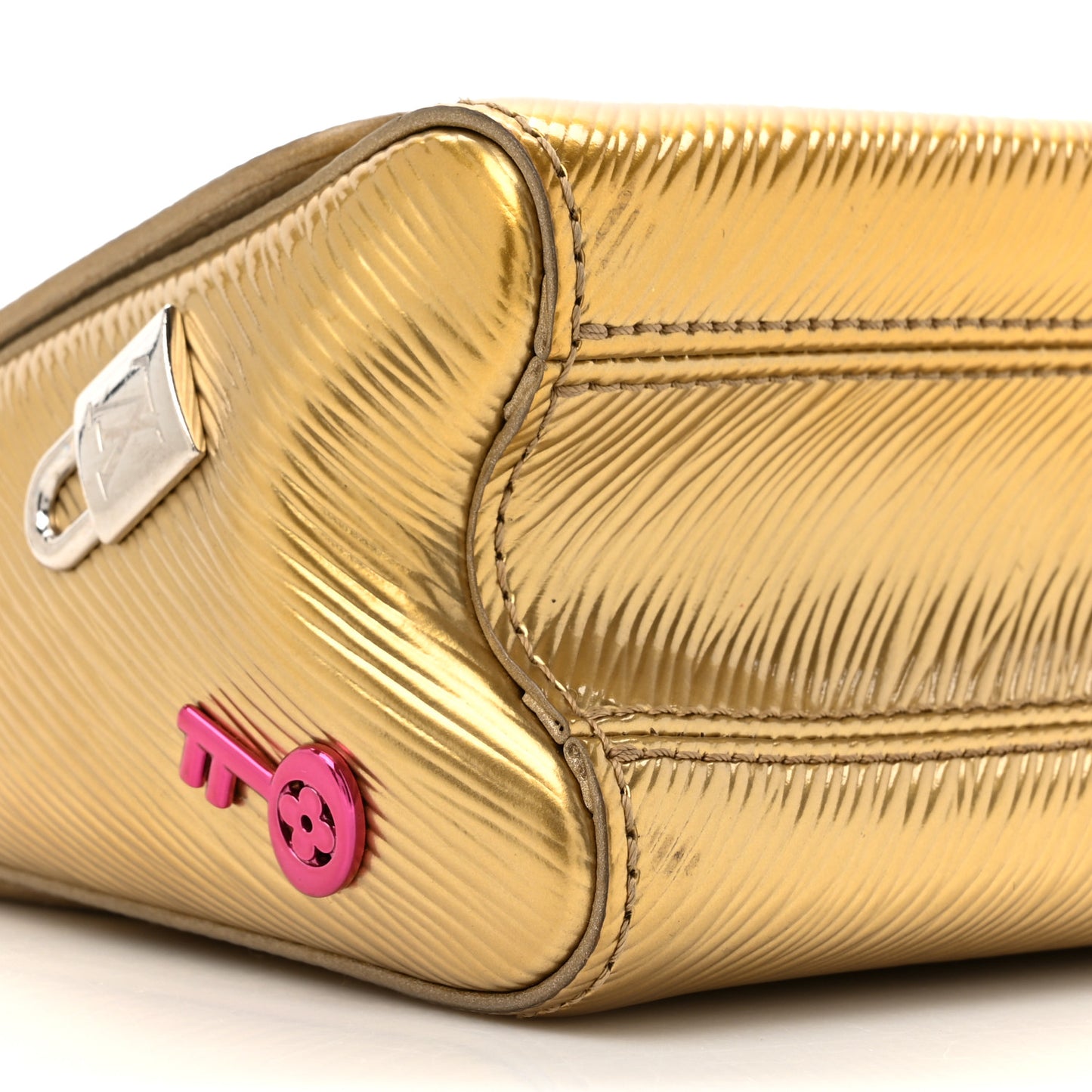 Epi Love Lock Twist Shoulder Bag MM Gold