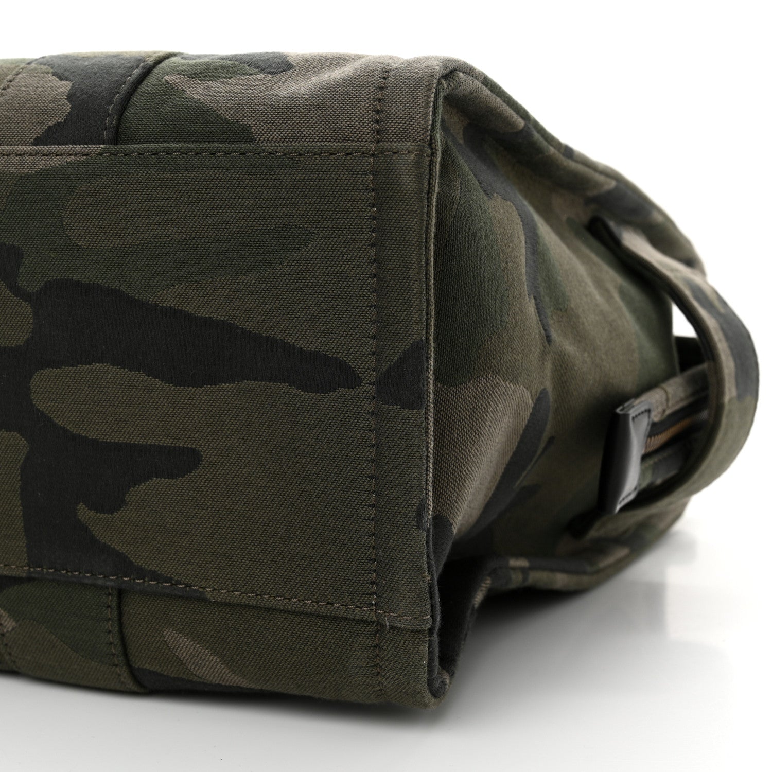 Marc Jacobs Canvas Camouflage Large The Tote Bag Khaki 10 of 15