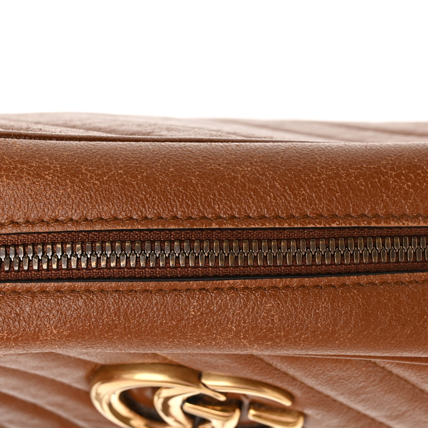Gucci Glazed Calfskin Matelasse Diagonal Small GG Marmont Chain Shoulder Bag Cuir 13 of 17