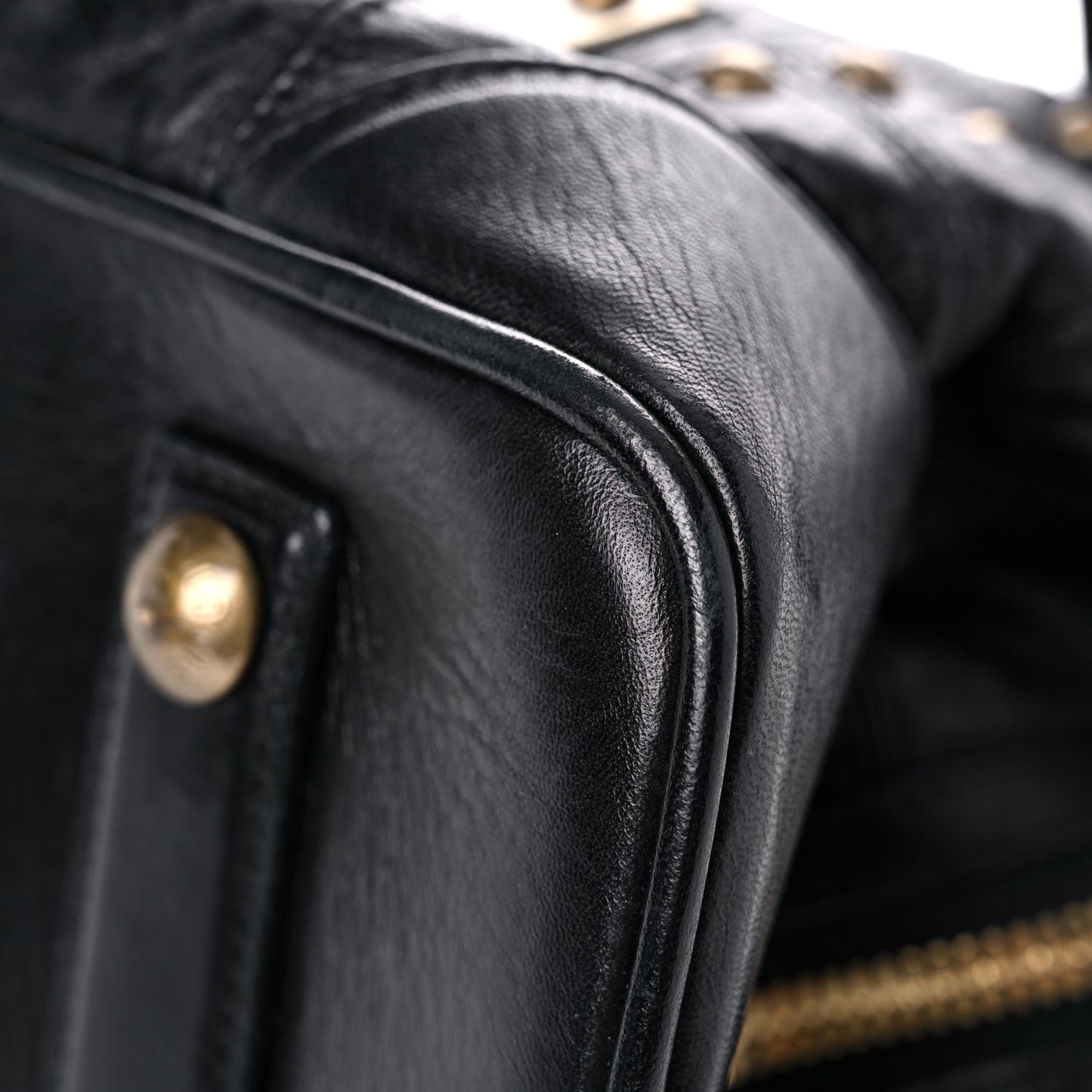 Lambskin Riveting Black