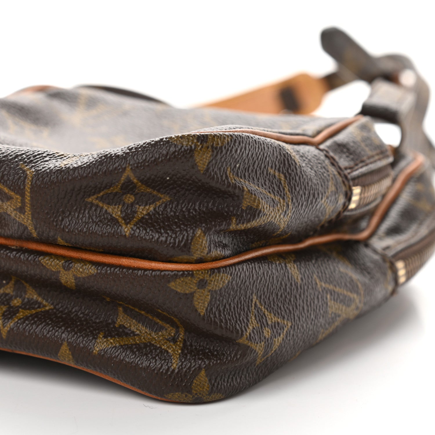 Louis Vuitton Monogram Amazone PM 9 of 9