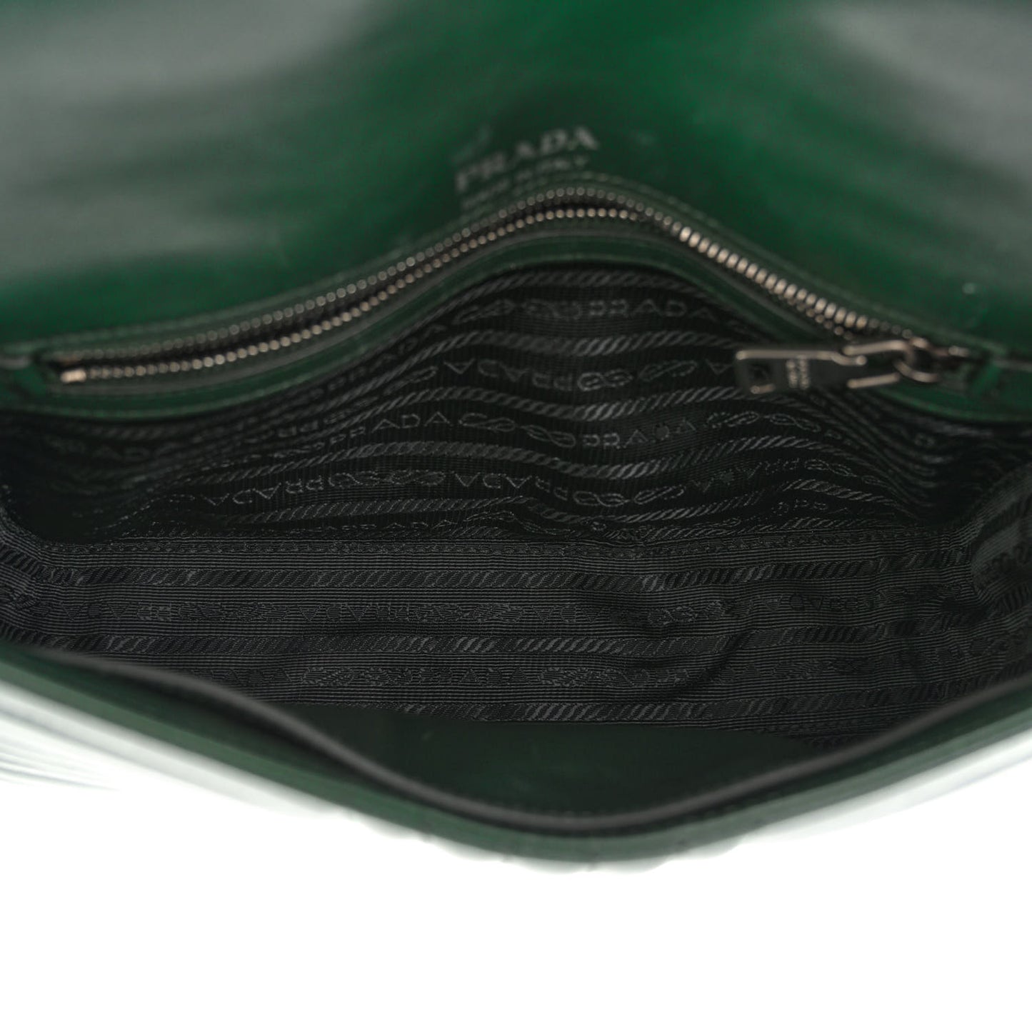 Soft Calfskin Impunture Diagramme Medium Chain Flap Shoulder Bag Smeraldo
