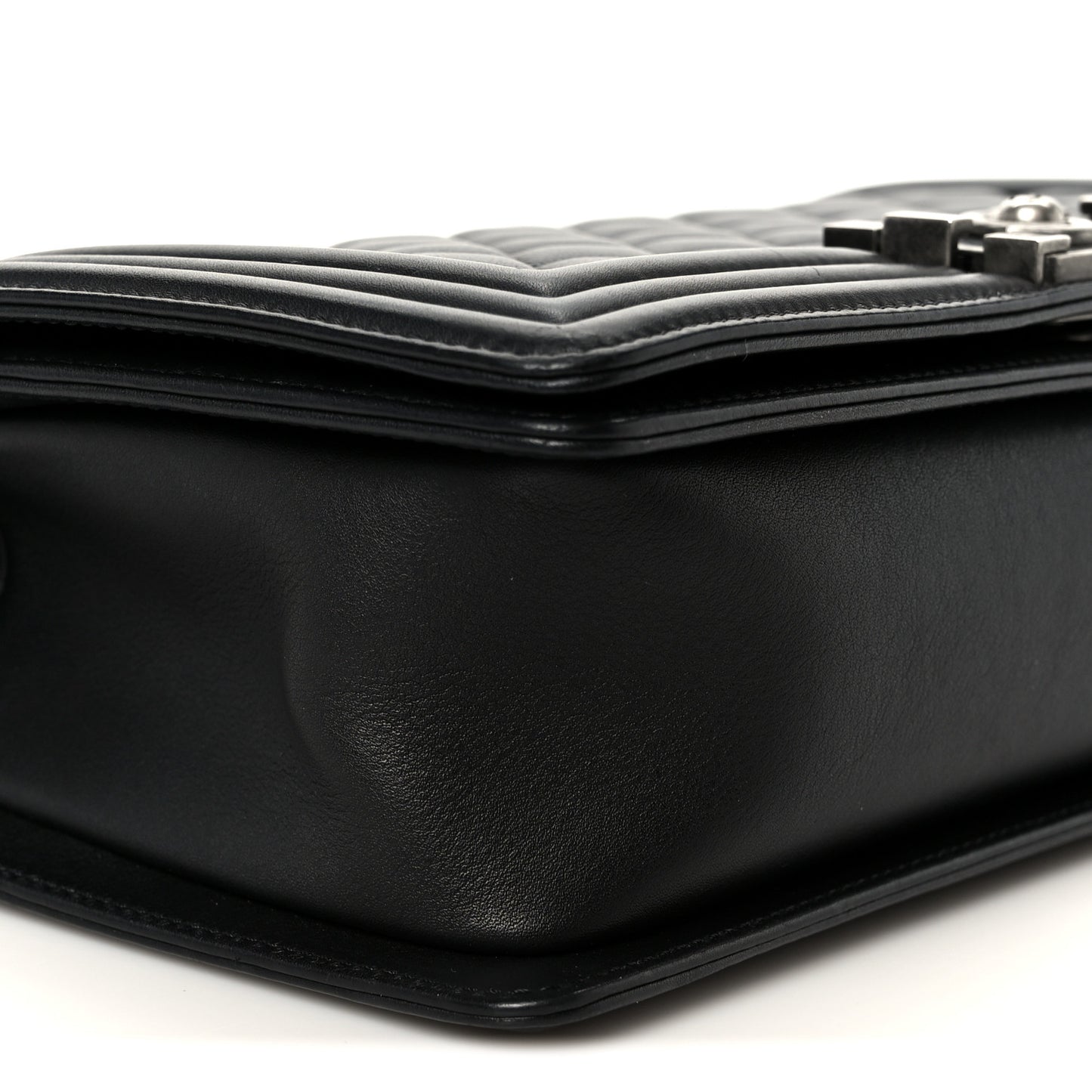 Lambskin Quilted Medium Boy Flap Black
