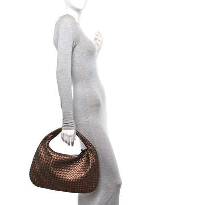 Bottega Veneta Metallic Nappa Intrecciato Medium Veneta Hobo Copper 2 of 9