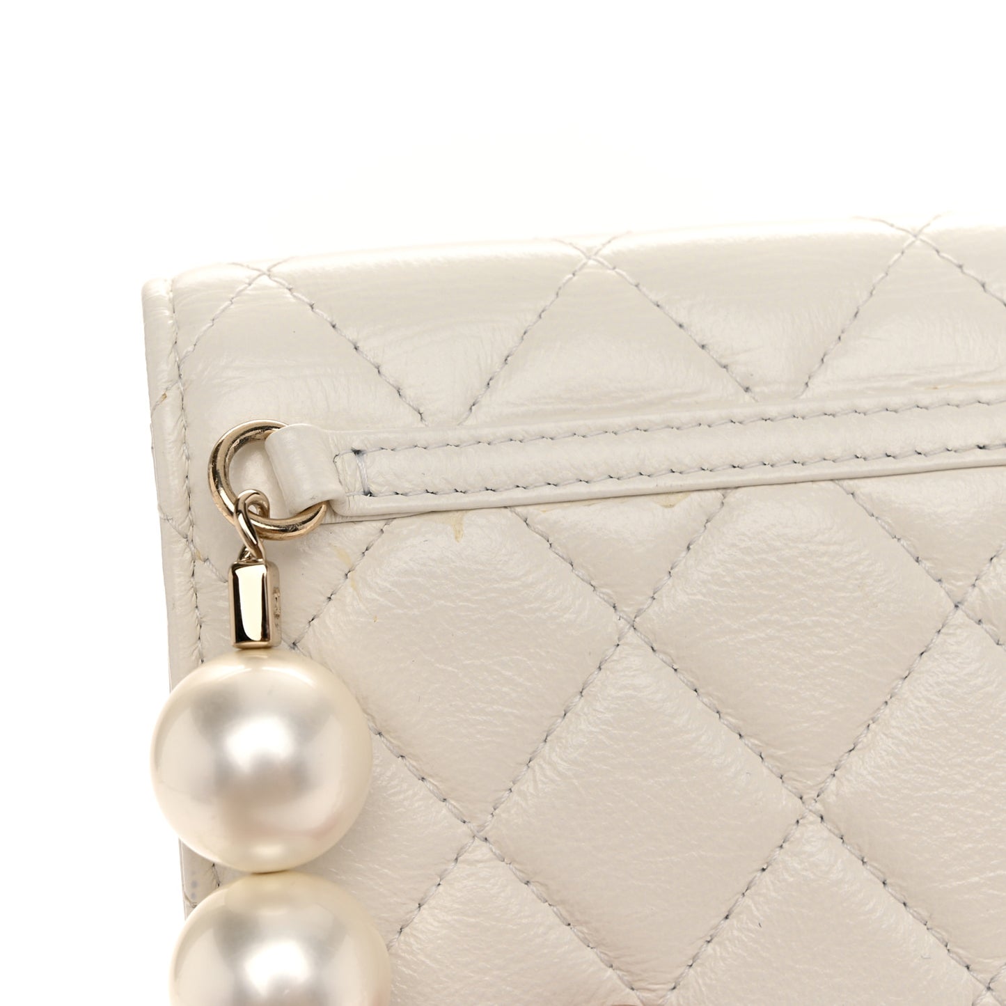 Calfskin Quilted Maxi Pearls Clutch With Chain White
