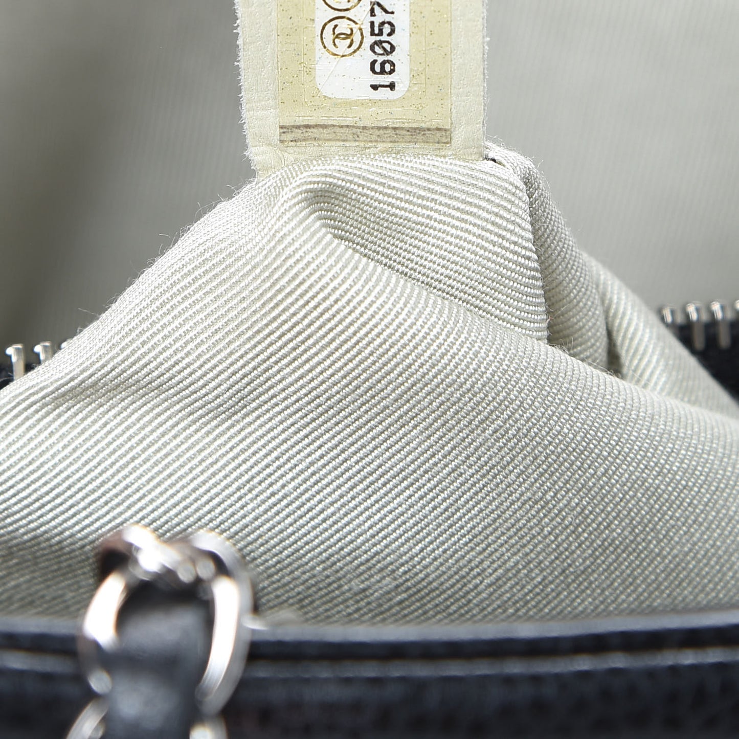 Caviar Quilted CC Timeless Soft Tote Black