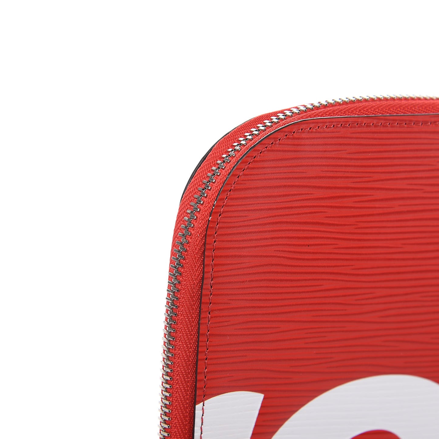 X SUPREME Epi Pochette Jour GM Red