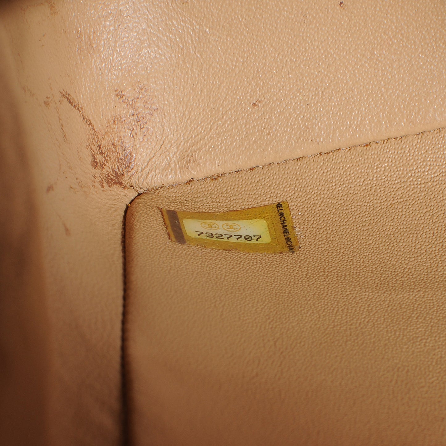 Caviar Jumbo Single Flap Beige