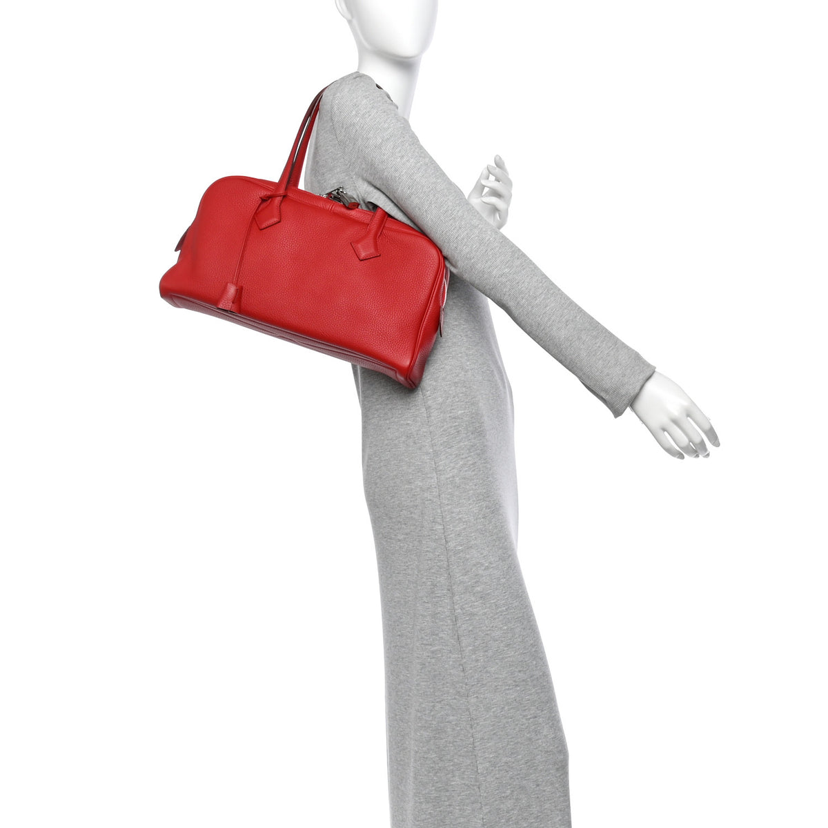 Taurillon Clemence Victoria Elan 38 Rouge Casaque