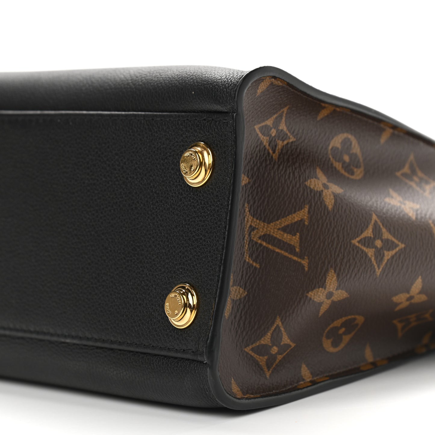 Calfskin Monogram On My Side PM Black