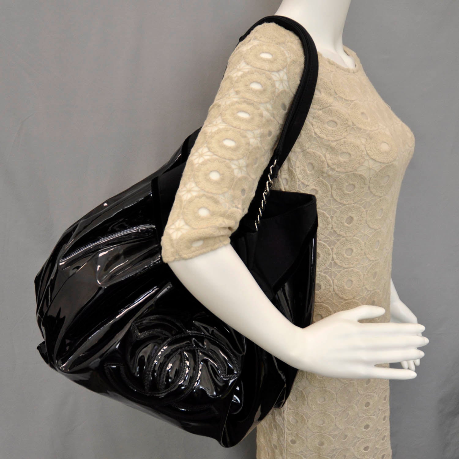 Chanel Vinyl Stretch Spirit Large Cabas Tote Black 3 of 11