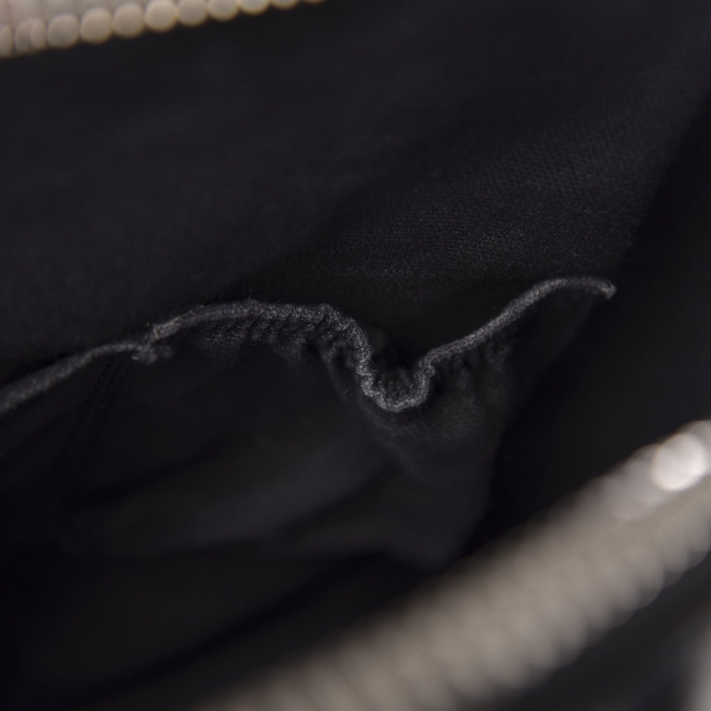 Shiny Lord Calfskin Small Antigona Black