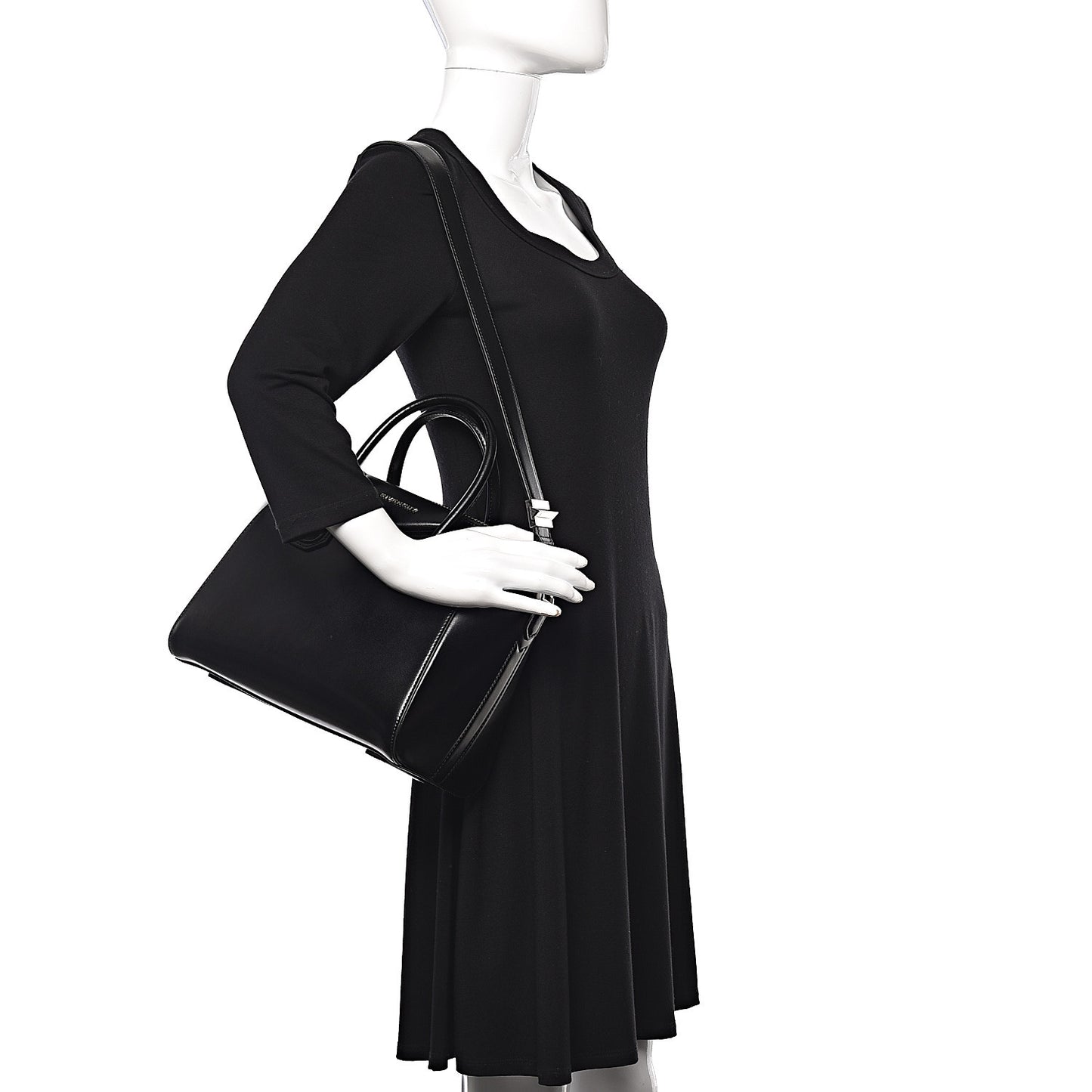 Shiny Lord Calfskin Small Antigona Black