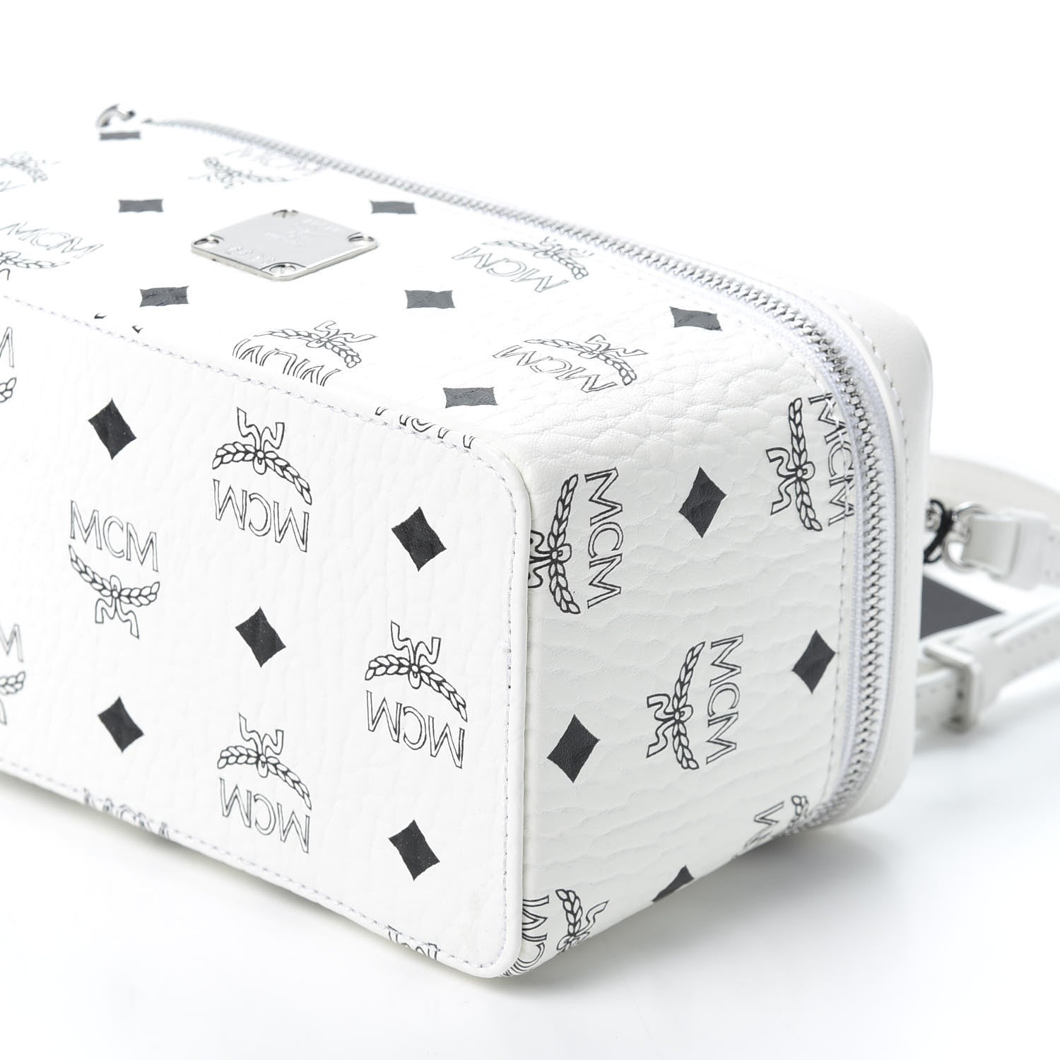 MCM Visetos Vanity Case White 6 of 8