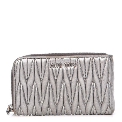 Miu Miu Nappa Matelasse Pouch Cromo 1 of 11