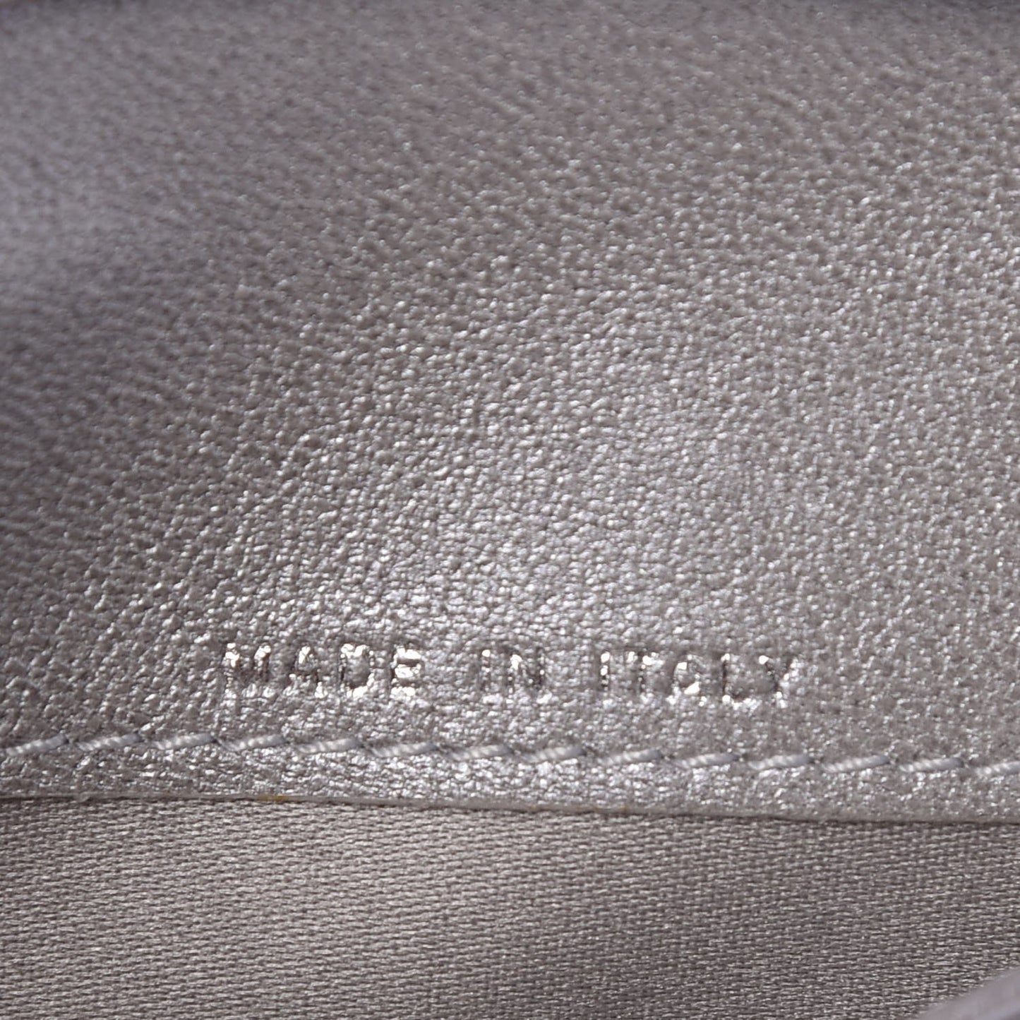 Lambskin Camellia Embossed Zipped Pocket Wallet Black