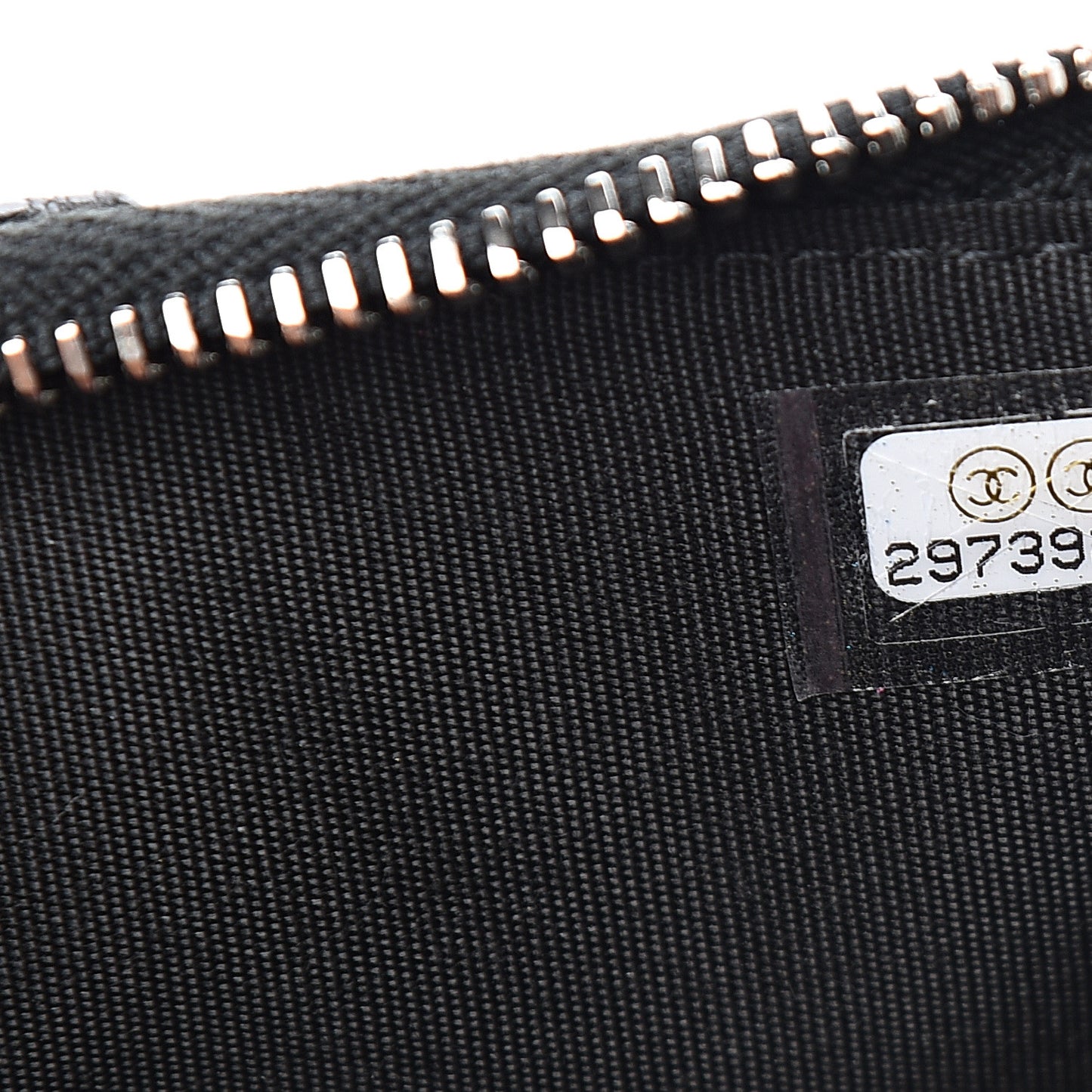 Caviar Quilted Classic Flat Wallet Pouch So Black