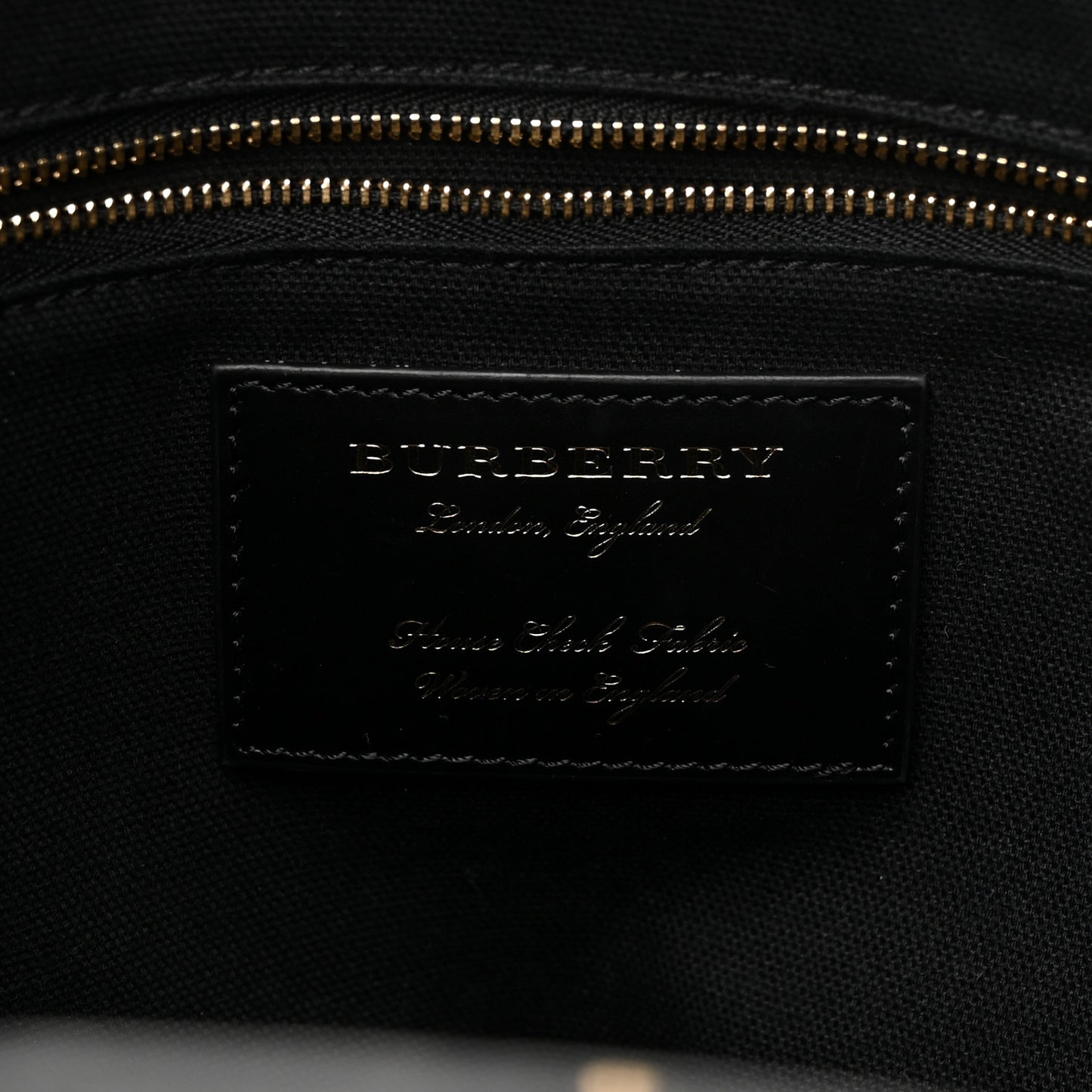 Grainy Calfskin House Check Small Canterbury Black