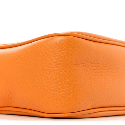 Gucci Pebbled Calfskin Small Soho Disco Bag Curcuma 9 of 10
