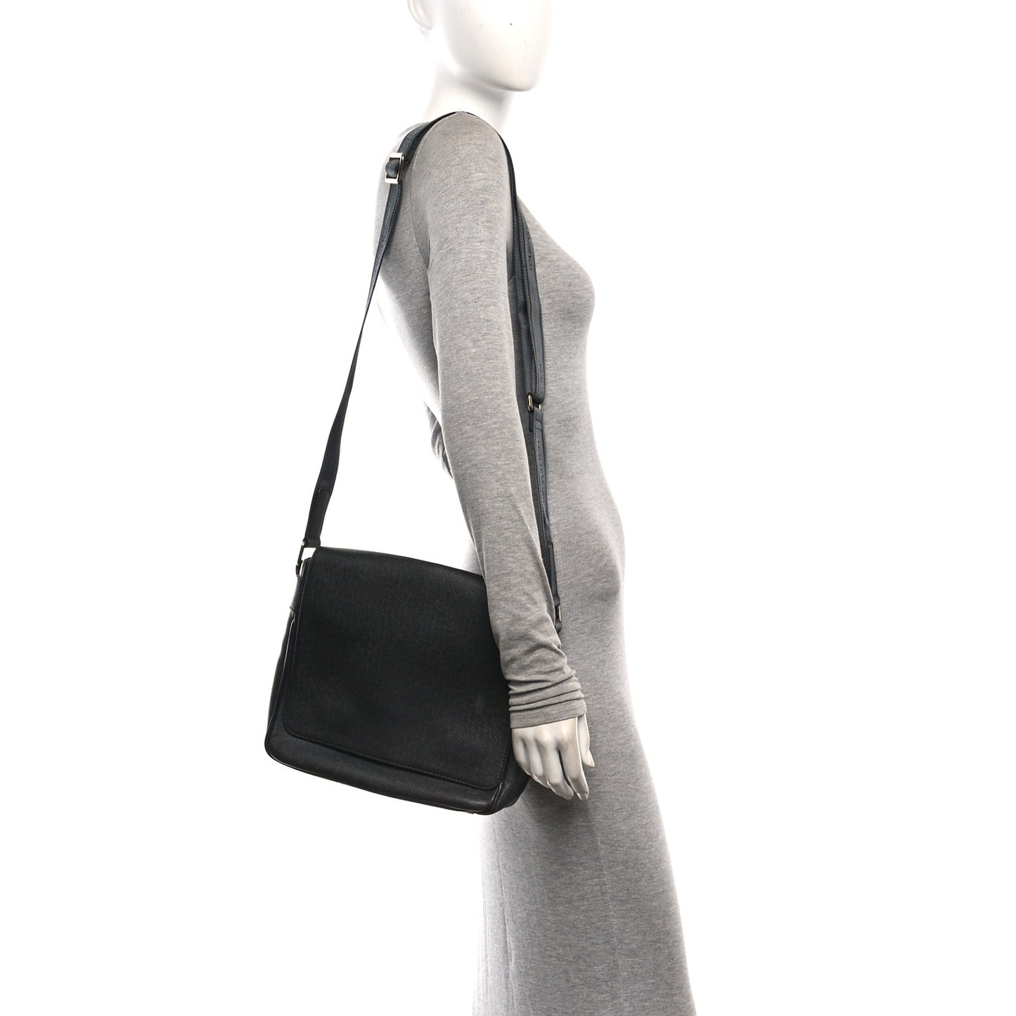 Taiga Roman PM Messenger Black