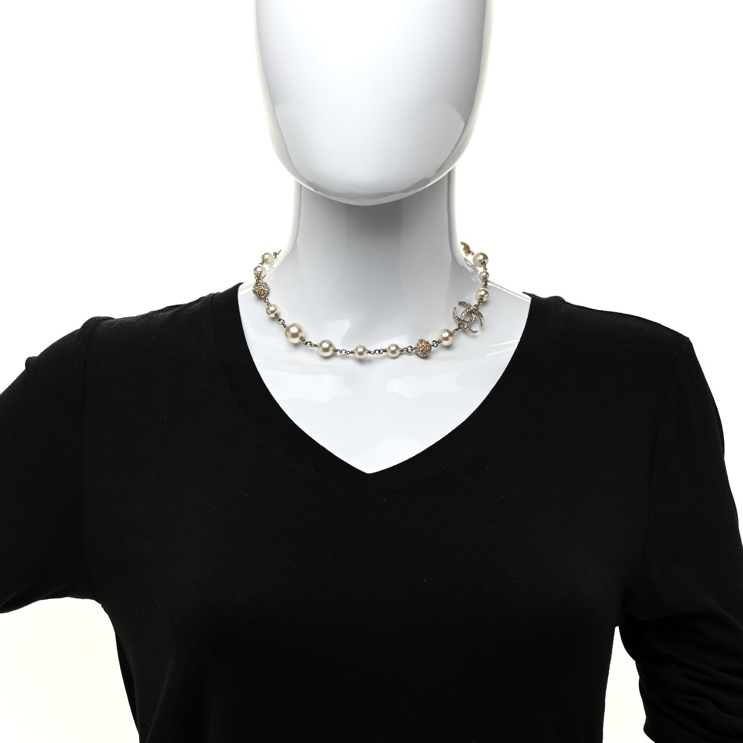 Chanel Pearl Crystal CC Short Necklace Gold 2 of 7