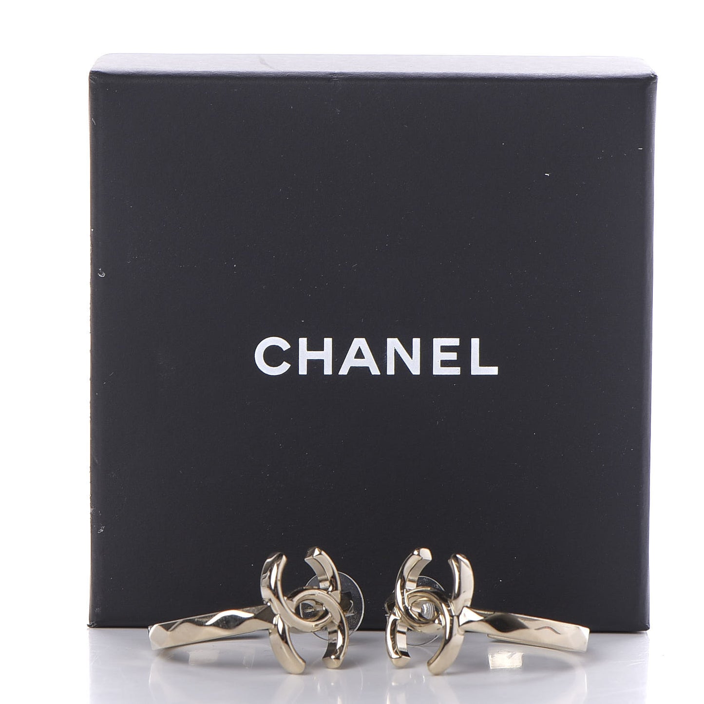 Metal Textured CC Hoop Earrings Gold