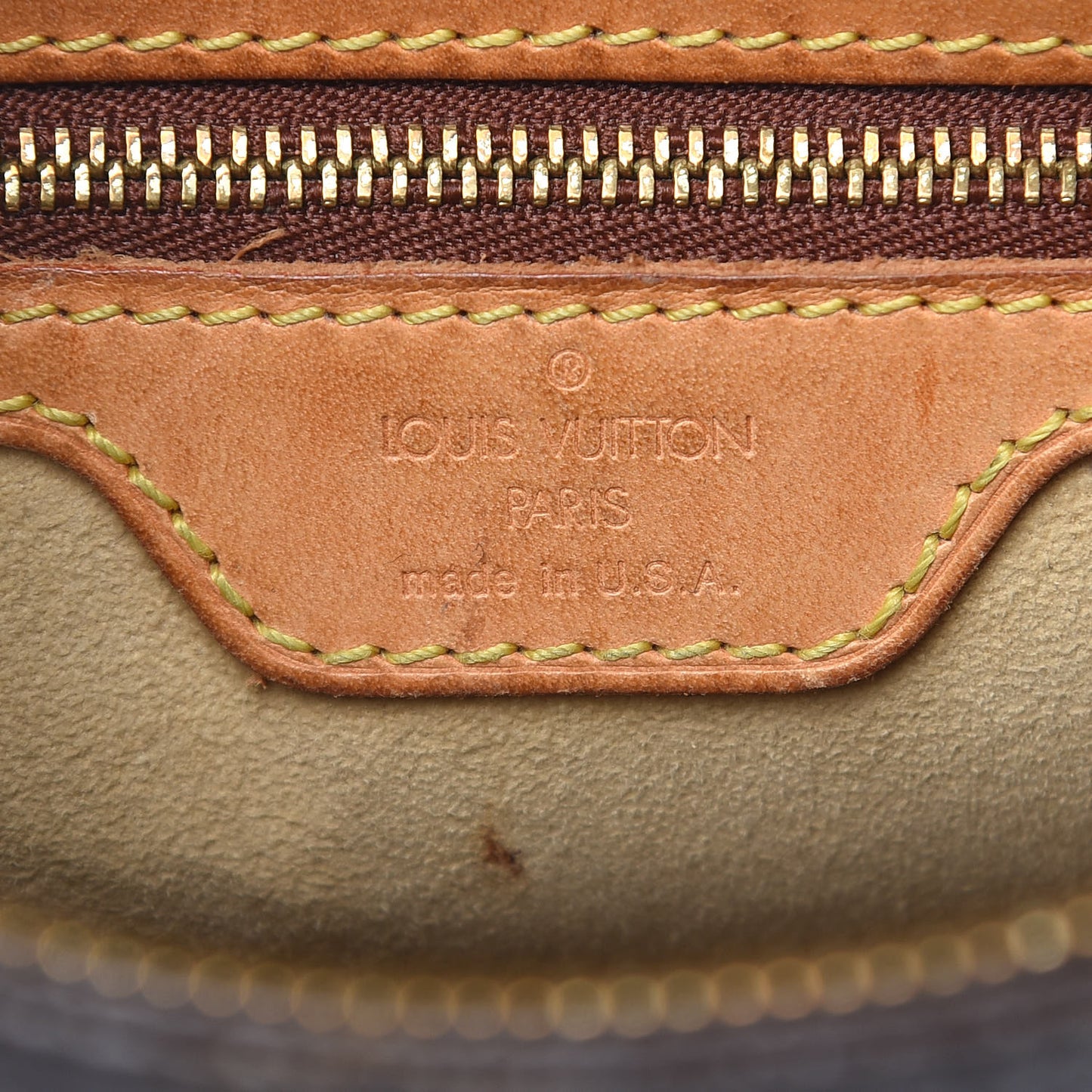 Monogram Looping MM