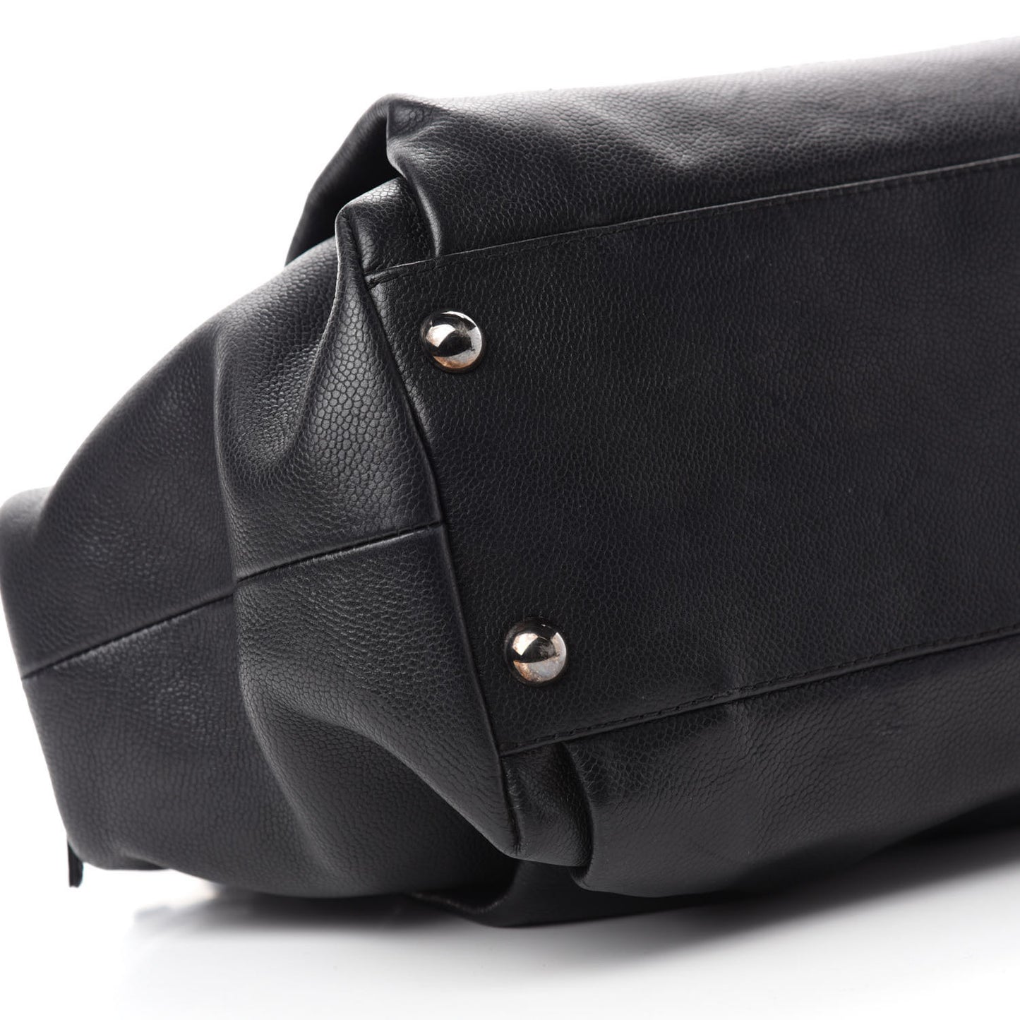 Caviar Large CC Tuck Tote Black