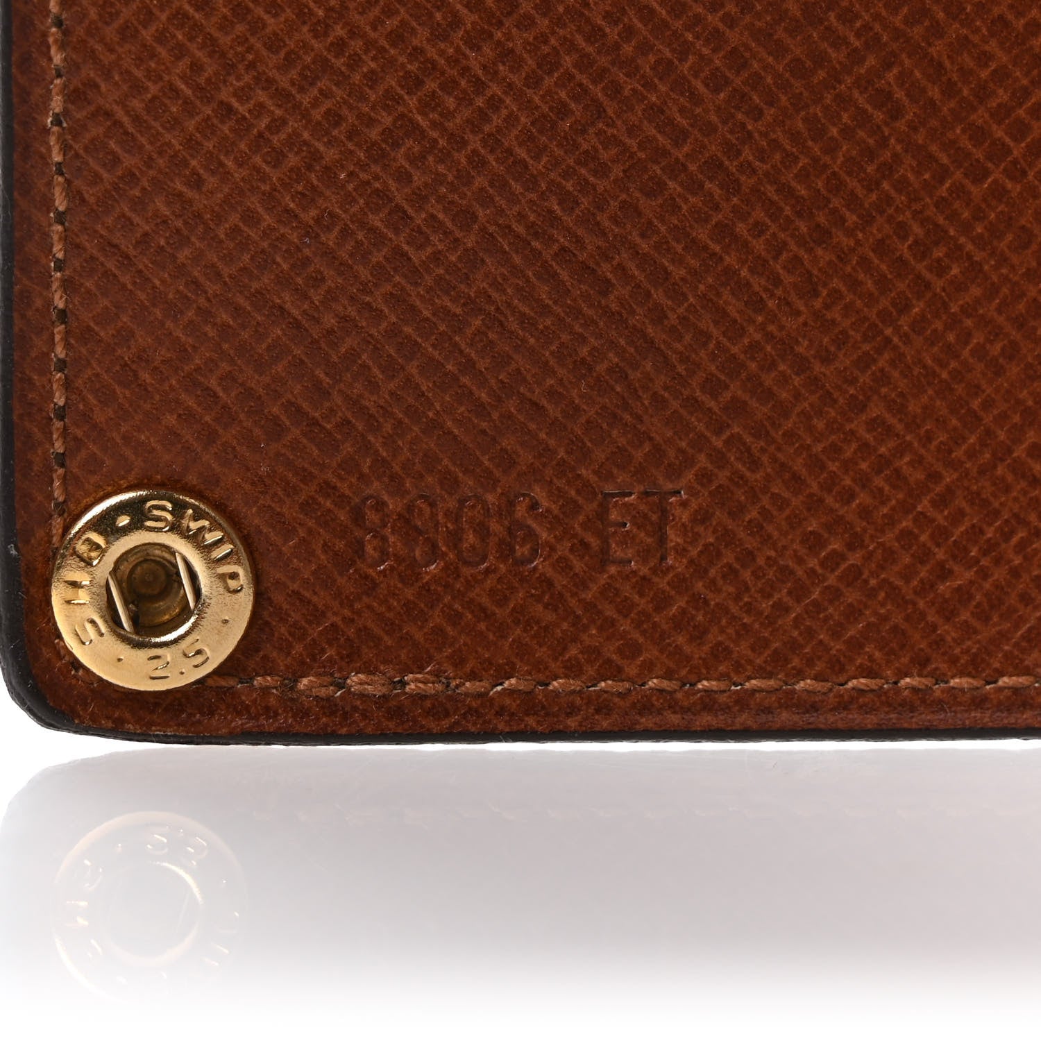 Louis Vuitton Monogram Credit Card Photo Holder 7 of 7