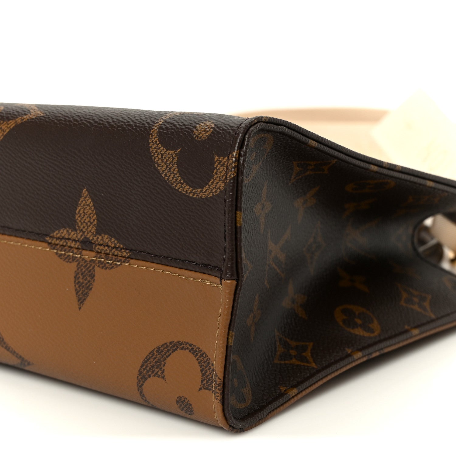 Louis Vuitton Reverse Monogram Giant Onthego PM 8 of 8