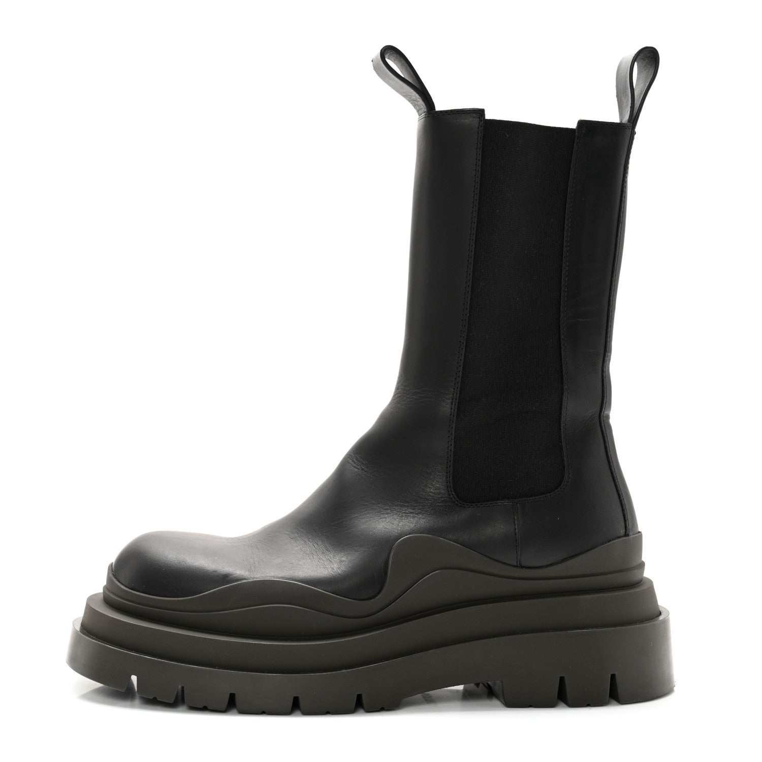 Bottega Veneta Calfskin The Tire Chelsea Boots 38 Black Camping 1 of 16