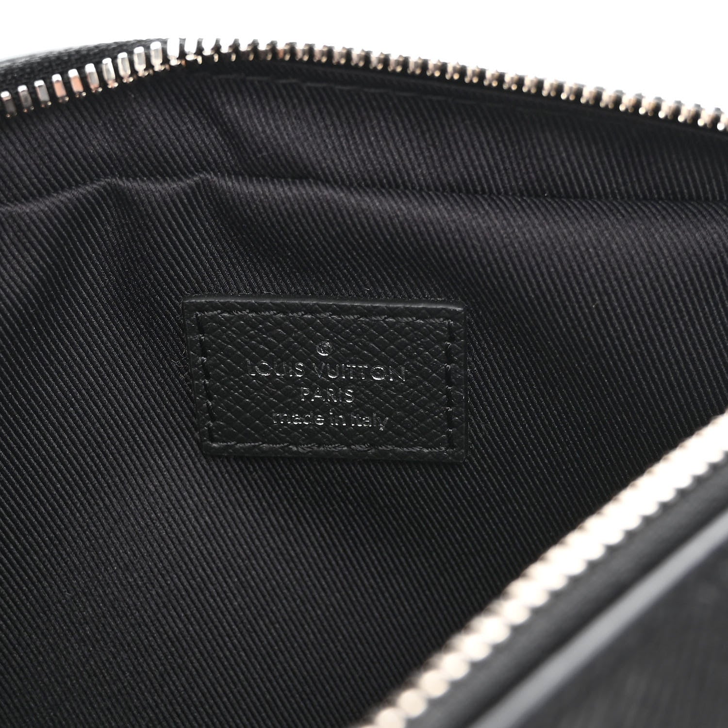 Louis Vuitton Taiga Monogram Outdoor Bumbag Black 7 of 10