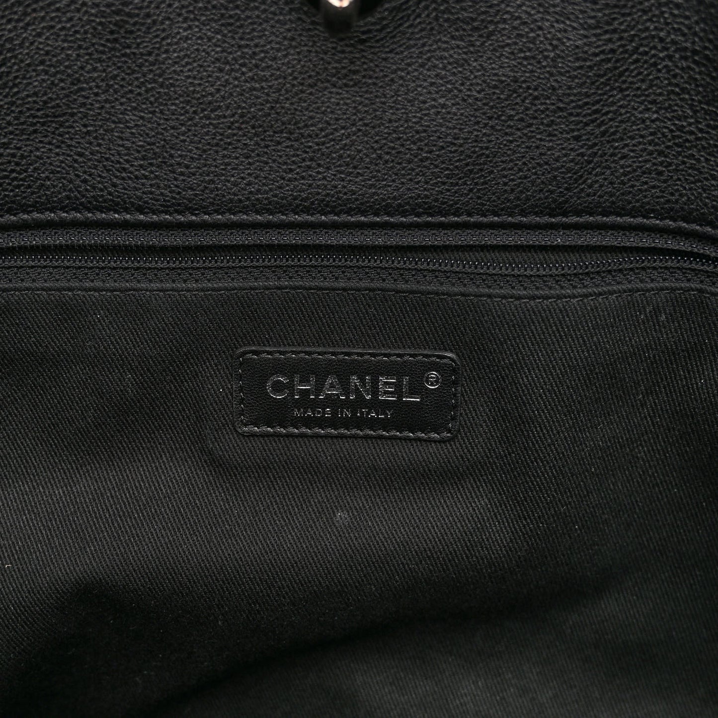 Grained Calfskin Stitched Medium Braided With Style Hobo Black