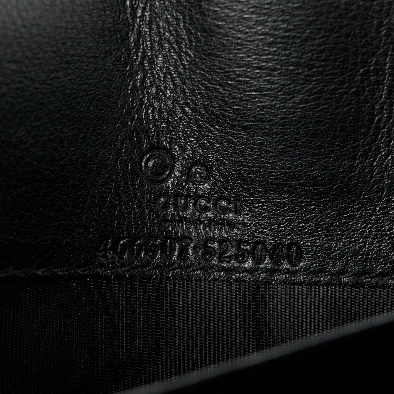 Gucci Microguccissima Crossbody Wallet Black 6 of 10