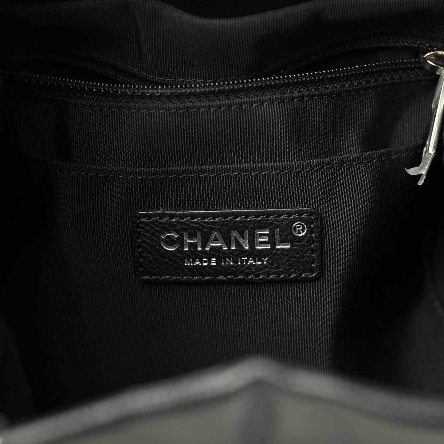 Caviar Quilted Small Chain Bucket Bag Black