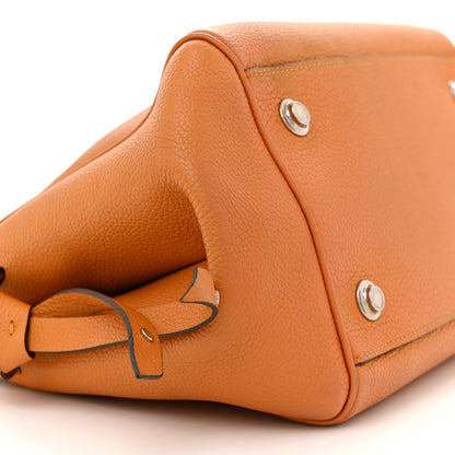 Louis Vuitton Veau Nuage Milla PM Safran 8 of 20