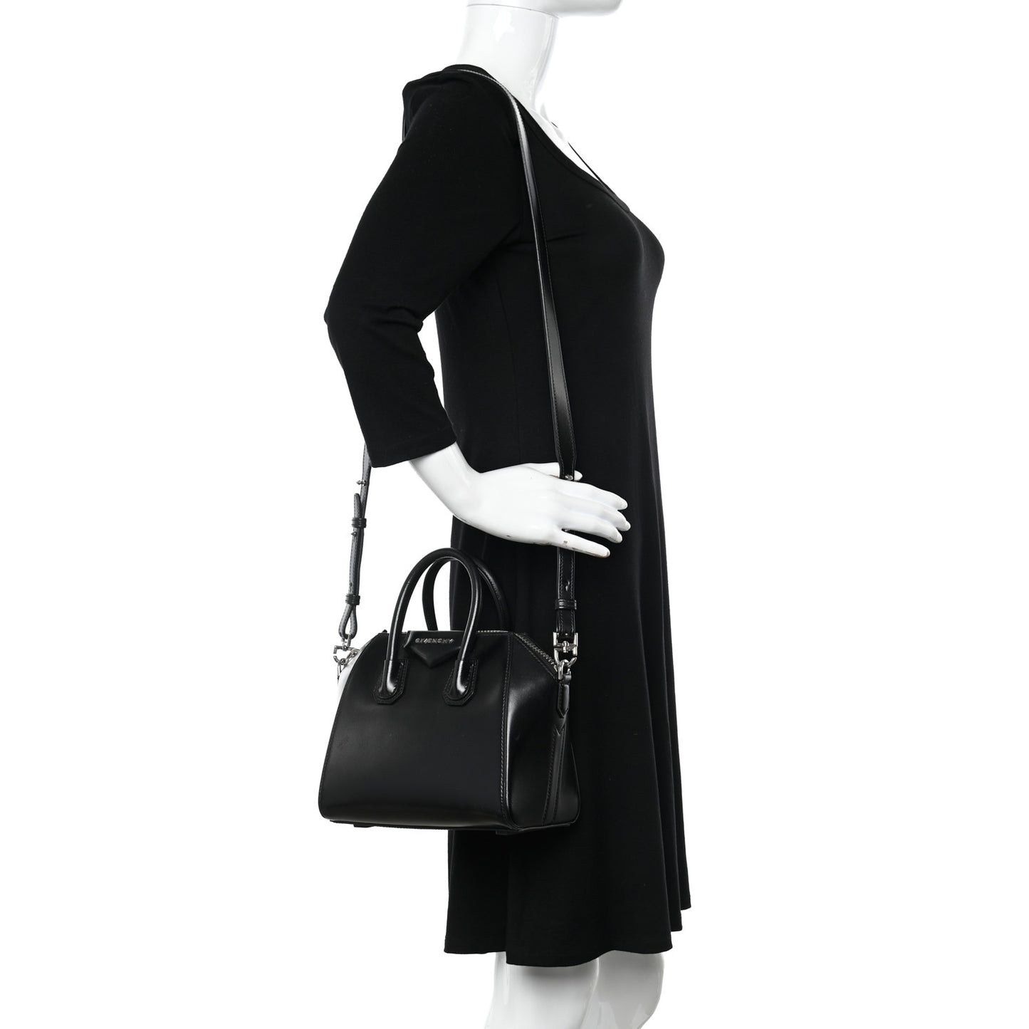 Shiny Lord Calfskin Mini Antigona Black