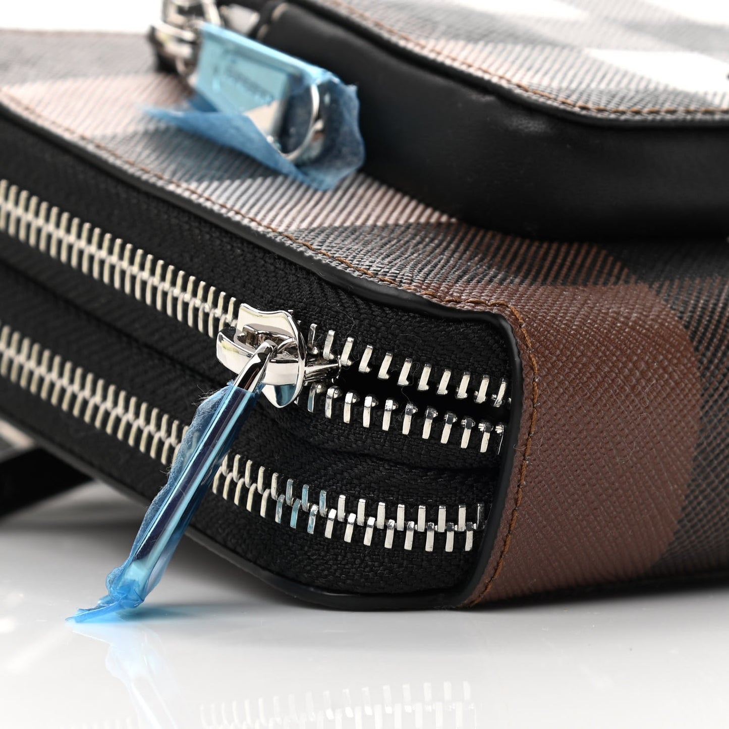 E-Canvas Jake Giant Check Messenger Dark Birch