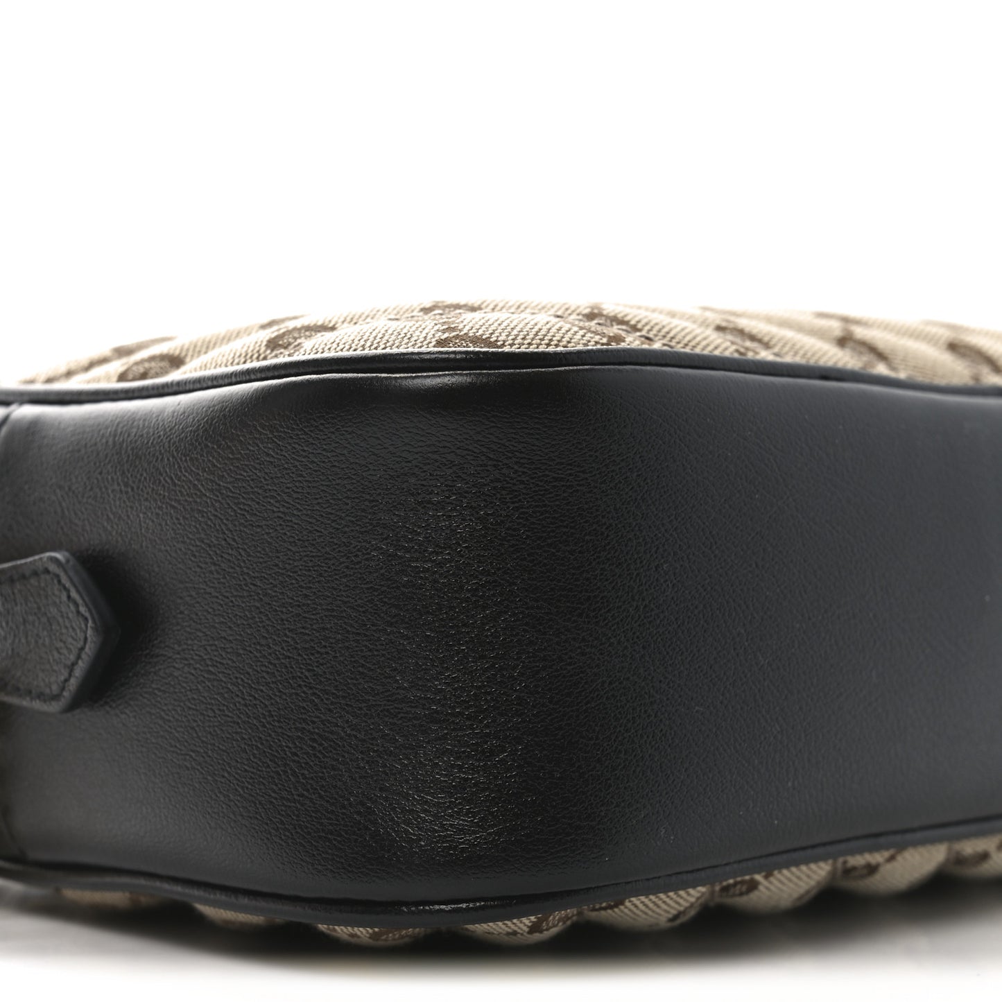 Monogram Matelasse Diagonal Small GG Marmont Chain Shoulder Bag Beige Black
