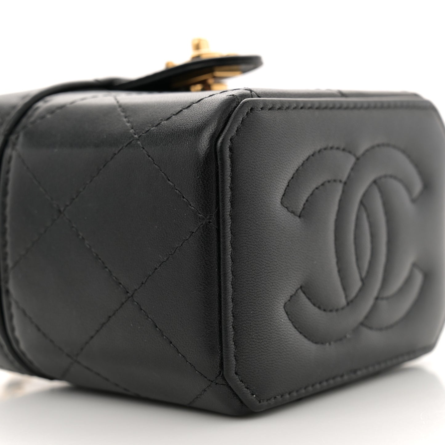Lambskin Quilted Vanity Clutch With Chain Black