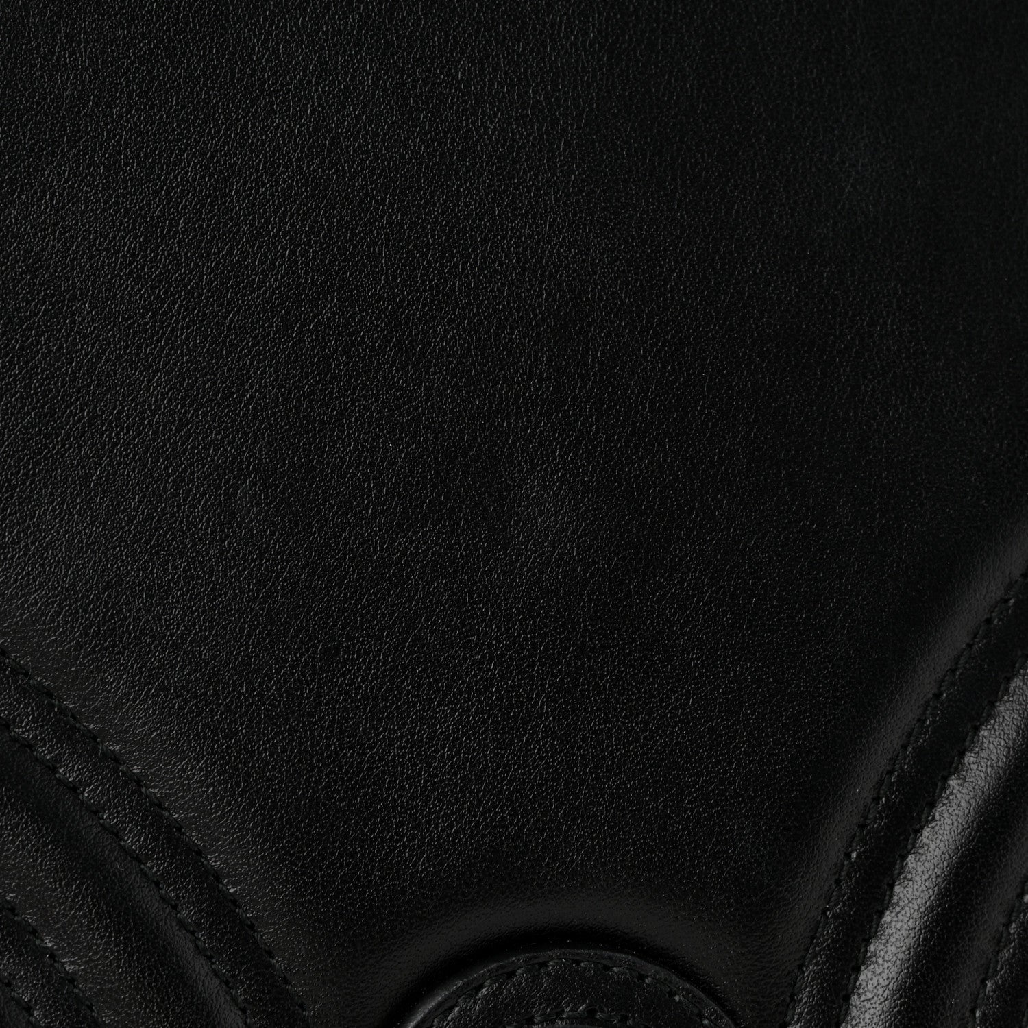 Gucci Calfskin Matelasse GG Marmont Clutch Black 12 of 12