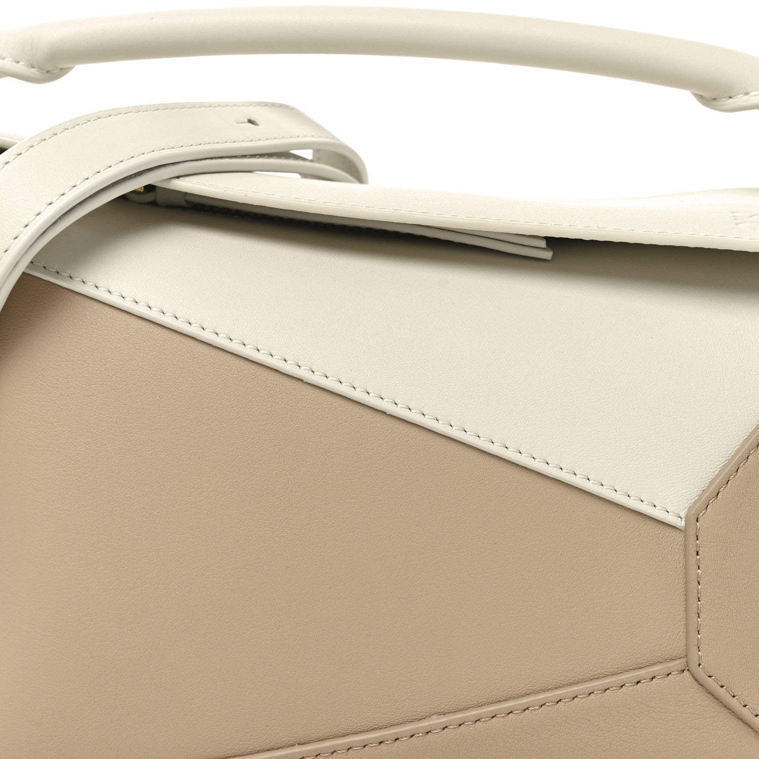 Loewe Classic Calfskin Small Puzzle Edge Bag Soft White Paper Craft 7 of 9