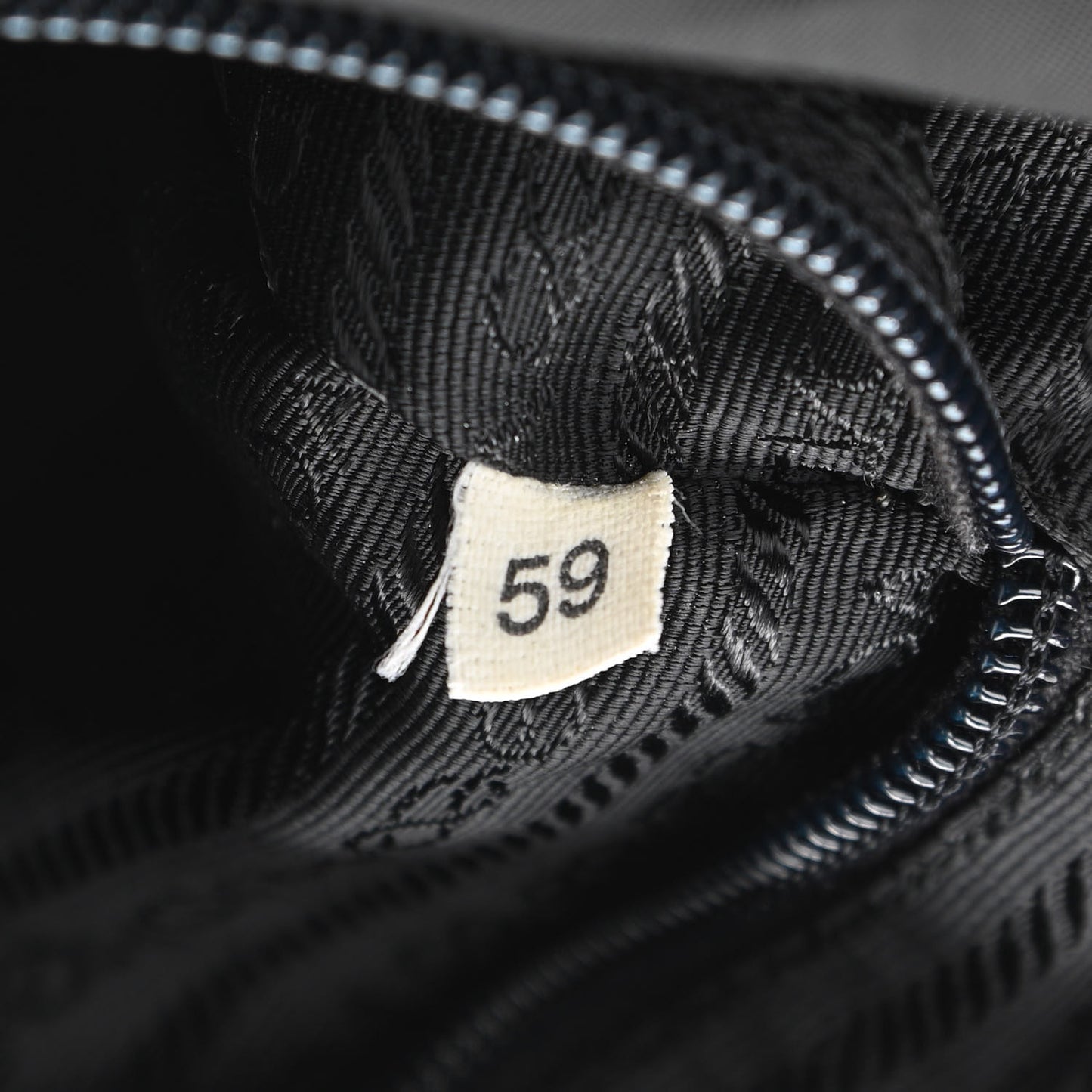 Nylon Vela Messenger Bag Black